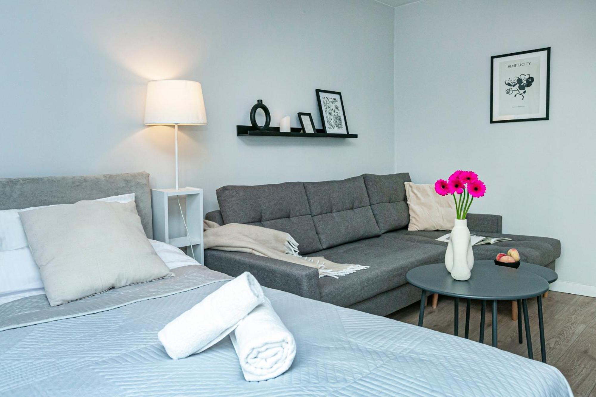 Bagno 7 Grey - Stacja Metra 300m - Underground Station 300m Better Apartment Warsaw